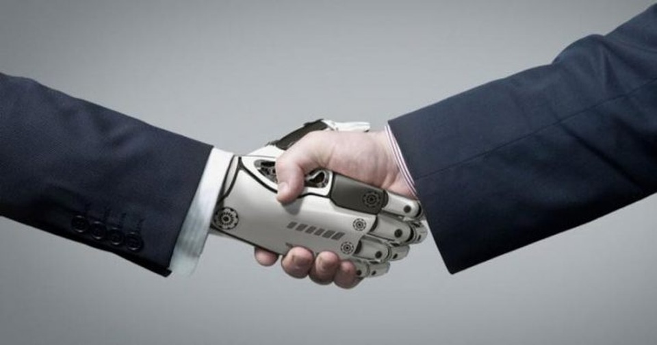 Thà mất việc vì robot còn hơn vì một người khác - 1 Thà mất việc vì robot còn hơn vì một người khác - 1