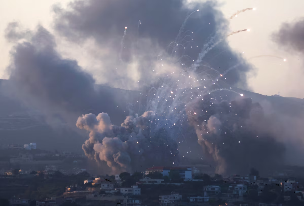 Hơn 300 địa điểm của Hezbollah bị Israel nã tên lửa - 1 Hơn 300 địa điểm của Hezbollah bị Israel nã tên lửa - 1