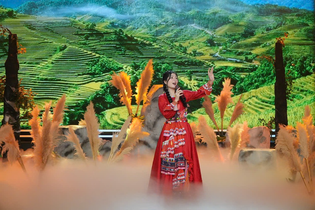 Giảng viên Việt Nam giành cúp vàng Asia Arts Festival 2025 tại Singapore - 3 Giảng viên Việt Nam giành cúp vàng Asia Arts Festival 2025 tại Singapore - 3