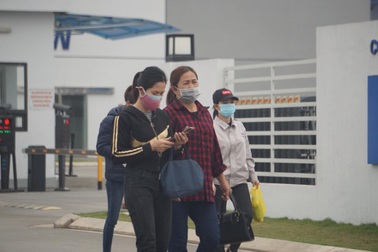 Hải Dương: Xử phạt công ty từng có ca Covid-19 cho 350 người làm "chui"