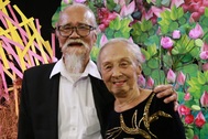 Chuyện tình 61 năm vẫn ngọt ngào của nghệ sĩ Hữu Thành và vợ