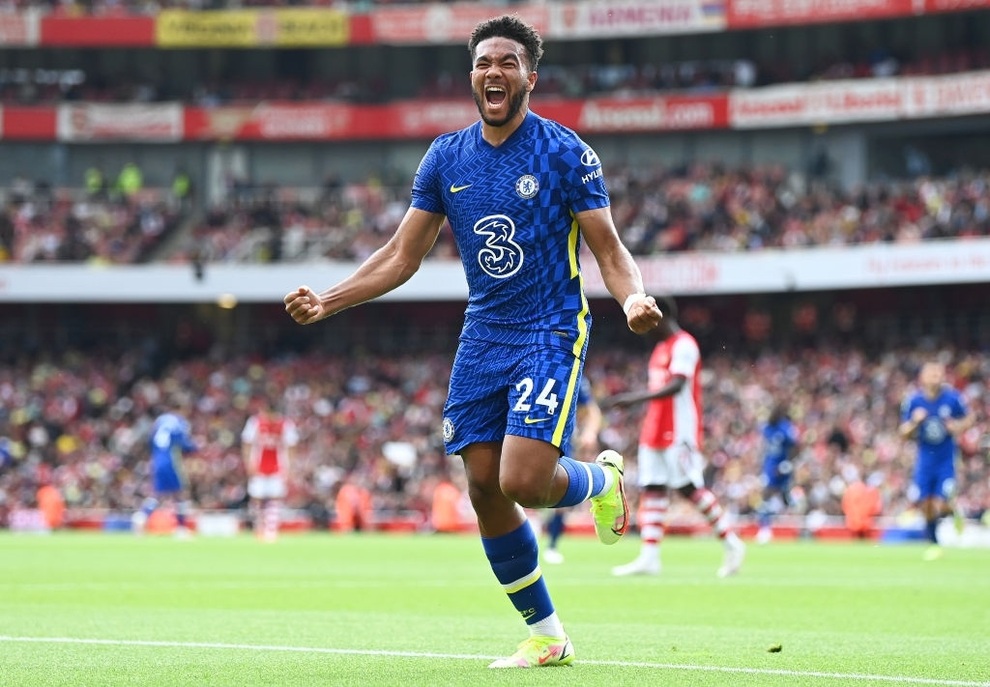 Lukaku tỏa sáng rực rỡ, Chelsea lên đầu bảng Premier League - 9 Lukaku tỏa sáng rực rỡ, Chelsea lên đầu bảng Premier League - 9
