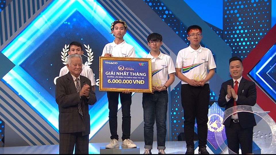 Nam sinh Quảng Trị lội ngược dòng ngoạn mục ở cuộc thi tháng Olympia - 1 Nam sinh Quảng Trị lội ngược dòng ngoạn mục ở cuộc thi tháng Olympia - 1