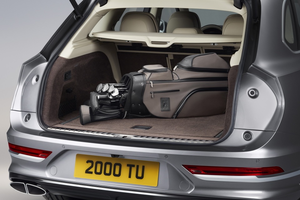 Bentley Bentayga sang chảnh cũng có thể thồ hàng như xe cỏ - 7 Bentley Bentayga sang chảnh cũng có thể thồ hàng như xe cỏ - 7