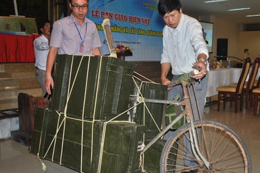 Trao đổi tư liệu và hiện vật giữa bảo tàng Quảng Nam và Đà Nẵng