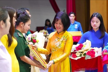 Học và làm theo Bác hiện thực hóa mục tiêu đổi mới đất nước