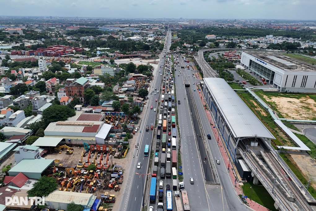 Lãnh đạo TPHCM đôn đốc tiến độ tuyến metro kết nối phường Bình Dương - 1 Lãnh đạo TPHCM đôn đốc tiến độ tuyến metro kết nối phường Bình Dương - 1