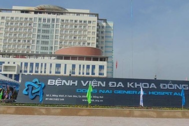 Nhân viên bệnh viện rơi từ tầng 3 xuống đất tử vong