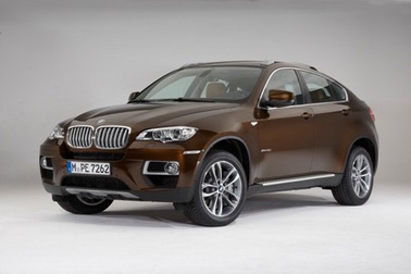Thêm đèn LED cho xe BMW X6 mới