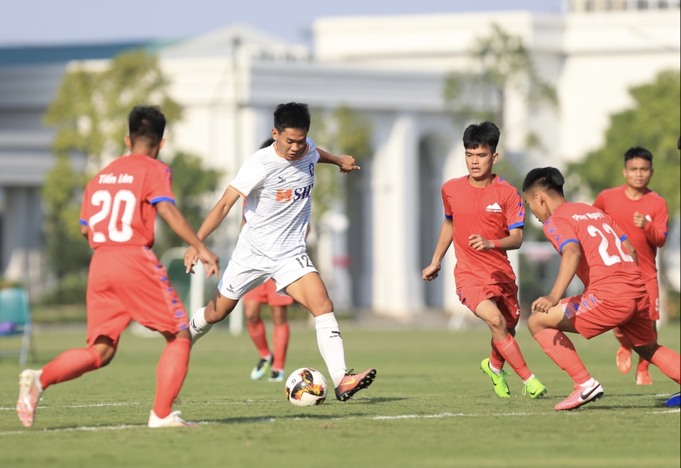 Cục diện các bảng đấu ở giải U17 Cúp Quốc gia 2020 dần hé lộ - 1 Cục diện các bảng đấu ở giải U17 Cúp Quốc gia 2020 dần hé lộ - 1