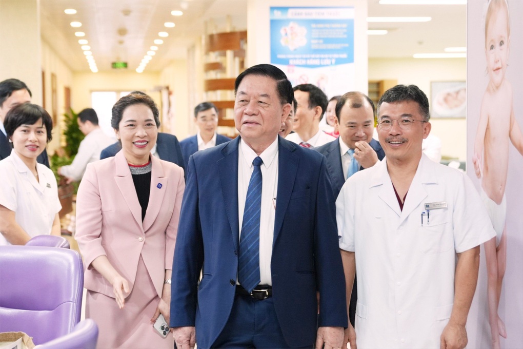 Hệ sinh thái y tế lấy sự hài lòng của người bệnh làm mục tiêu đổi mới - 2 Hệ sinh thái y tế lấy sự hài lòng của người bệnh làm mục tiêu đổi mới - 2