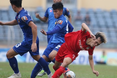 HA Gia Lai và Thanh Hóa dùng liệu pháp tinh thần ở trận "chung kết ngược"