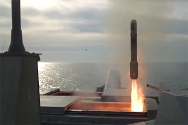 Mỹ thử thành công phiên bản trên hạm của tên lửa “Hỏa ngục”