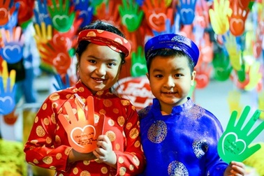 Kỷ lục 7000 điều ước trên cây “Bàn tay yêu thương” 