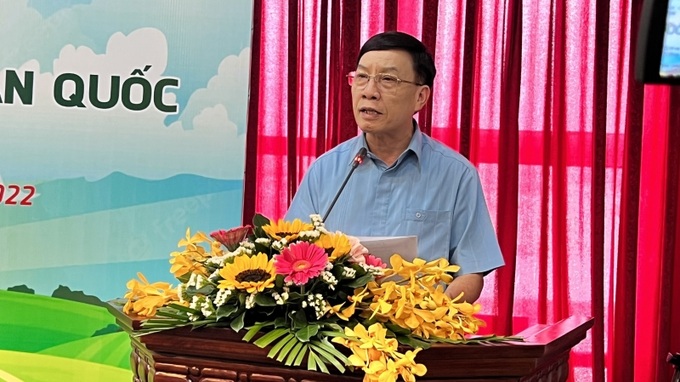 Ông Nguyễn Hồng Sơn phát biểu tại buổi họp báo.