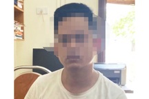 Khởi tố đối tượng "trốn" đo nồng độ cồn, tông vào xe cảnh sát giao thông