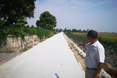 Đường bê tông 7 tỷ nứt khi chưa sử dụng: Do thời tiết nắng nóng?