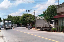 Hai vụ tai nạn khiến bé gái 7 tuổi và tài xế xe tải tử vong