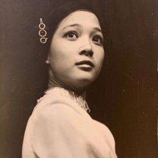 "Mỹ nhân màn ảnh" Lê Khanh và nhan sắc hiếm thấy qua 5 thập kỷ - 9