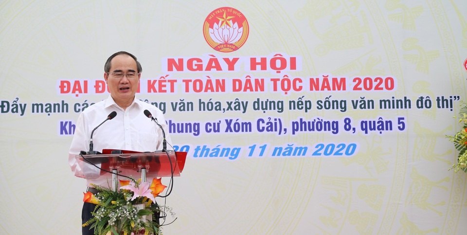 Bí thư Thành ủy TPHCM: Đồng lòng xây dựng một nơi đáng sống! - 2 Bí thư Thành ủy TPHCM: Đồng lòng xây dựng một nơi đáng sống! - 2
