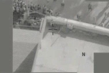 Phi công Anh điều khiển máy bay chặn IS hành quyết tù nhân từ khoảng cách 3.200km