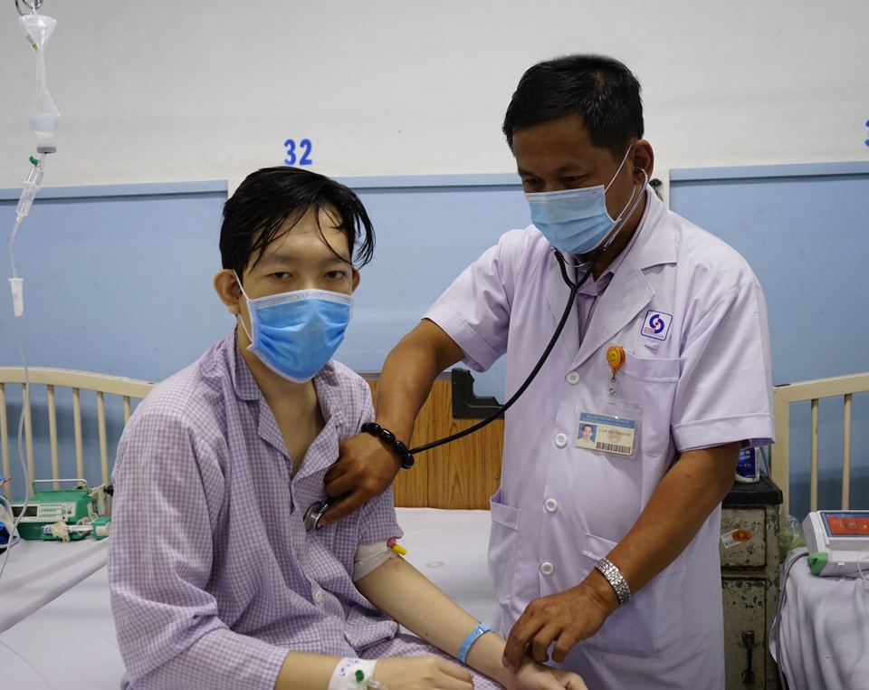 Nam bệnh nhân suýt “khô máu” vì nguyên nhân hiếm gặp - 3 Nam bệnh nhân suýt “khô máu” vì nguyên nhân hiếm gặp - 3