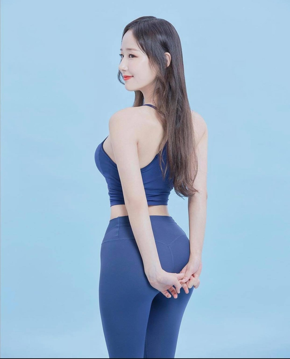 Nữ bác sĩ gợi cảm nhất bệnh viện đại học xứ Hàn chuộng bikini - 10 Nữ bác sĩ gợi cảm nhất bệnh viện đại học xứ Hàn chuộng bikini - 10