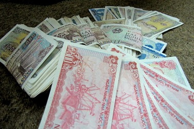 Nên gọi lại cho đúng là "Đồng Việt Nam"