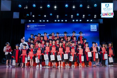 Nhận chứng chỉ tiếng Anh có giá trị vĩnh viễn trên toàn thế giới, học viên Apollo English giành ưu thế trong các kỳ thi