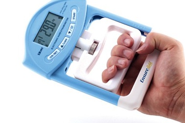 Lực kéo tay và bí quyết bảo vệ sức khỏe tuổi 50+