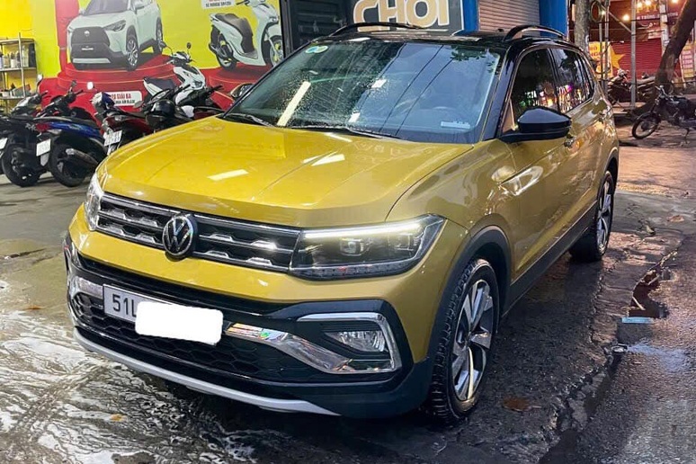 SUV thương hiệu Đức đi 1.000km, bán lại "lỗ" ngang một chiếc xe điện mini