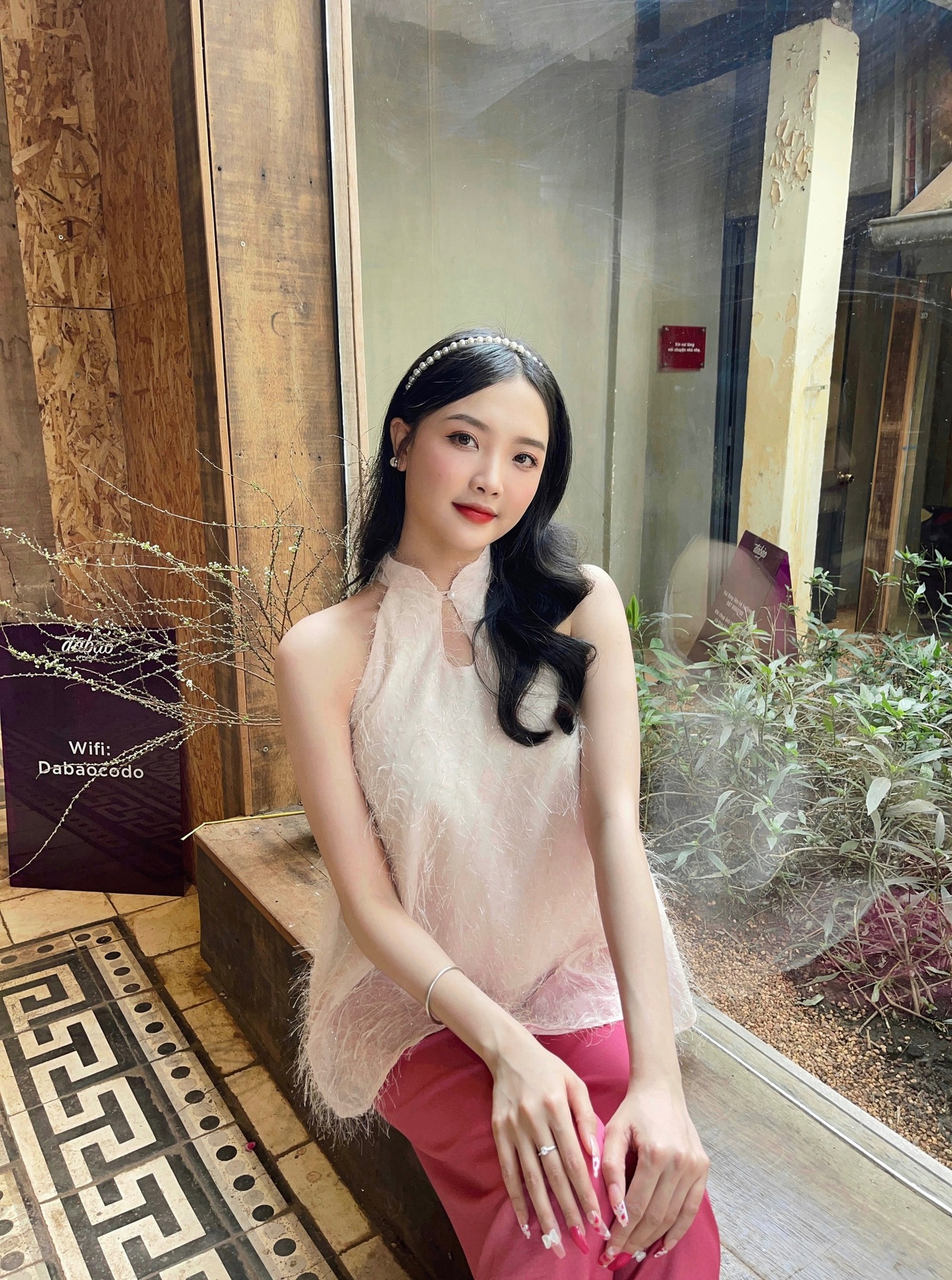Chuyện tình siêu thị của cô gái xinh đẹp và doanh nhân trẻ ở TPHCM - 2 Chuyện tình siêu thị của cô gái xinh đẹp và doanh nhân trẻ ở TPHCM - 2