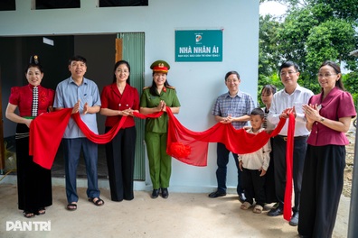 Mái ấm Nhân ái mở ra hy vọng an cư cho 8 hộ nghèo ở Điện Biên