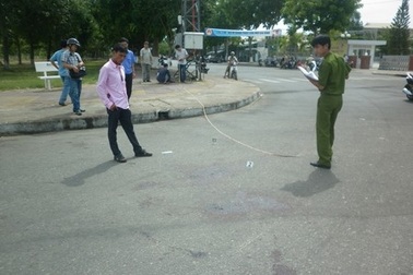 Mâu thuẫn trong lúc ăn nhậu, một thanh niên bị đâm chết