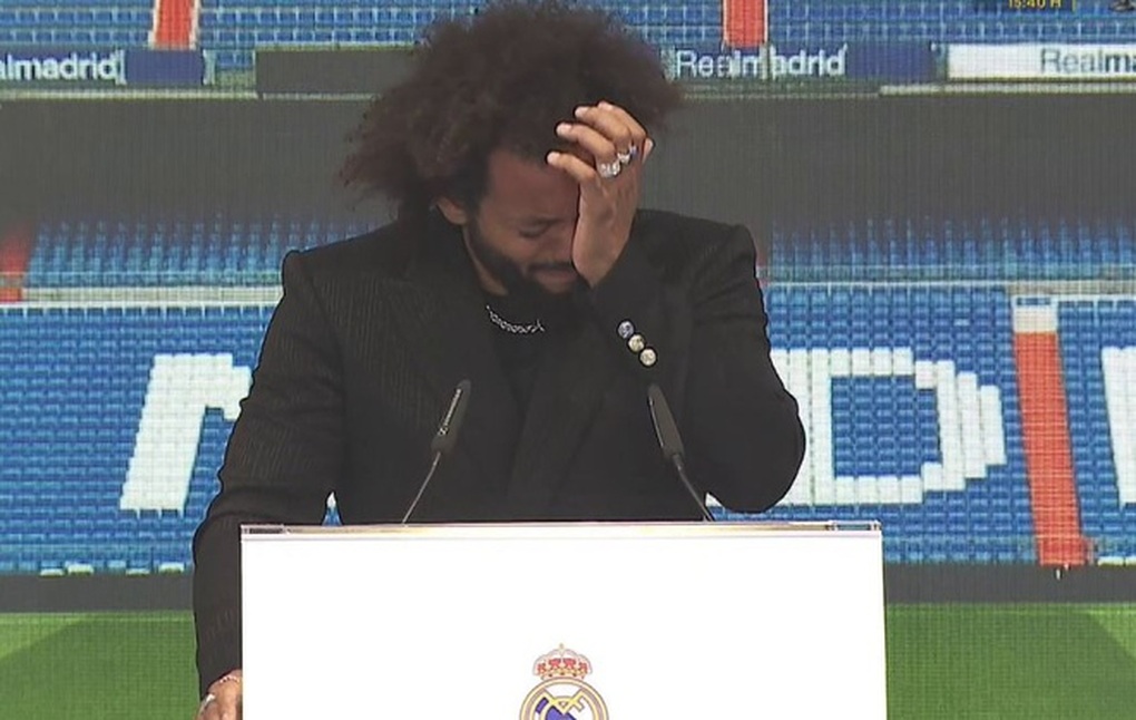 Marcelo khóc nức nở trong ngày chia tay Real Madrid - 1 Marcelo khóc nức nở trong ngày chia tay Real Madrid - 1