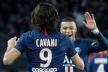Mbappe cảnh báo Cavani trước trận Man Utd gặp PSG