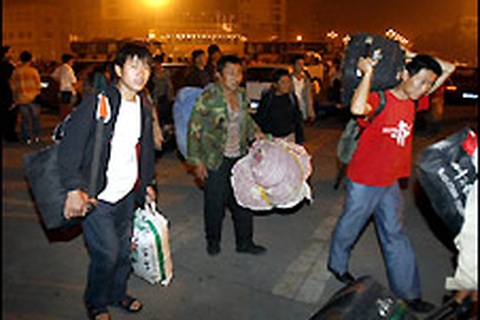 Tứ Xuyên hoảng loạn sau cảnh báo dư chấn