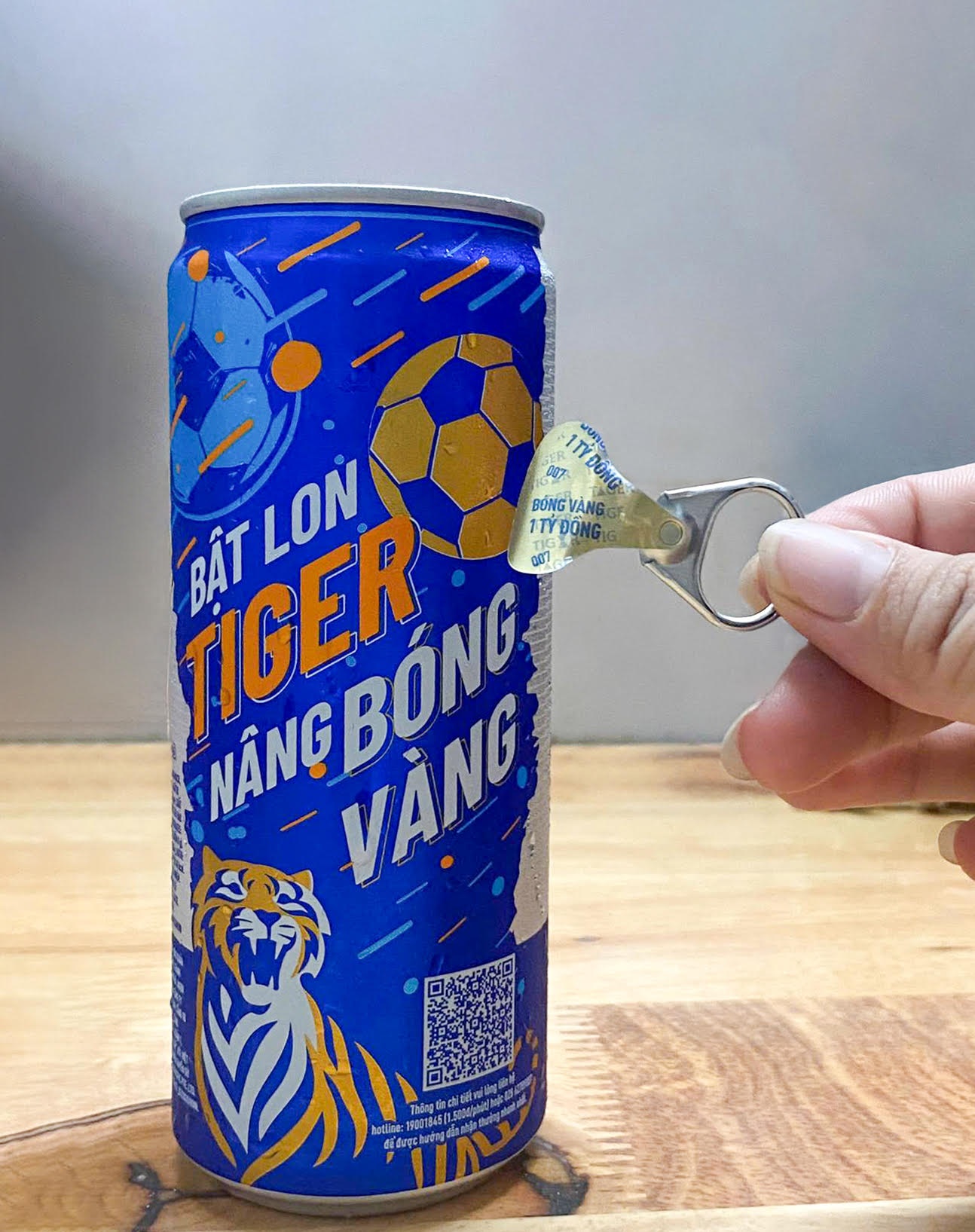 Lộ diện chủ nhân may mắn đầu tiên rinh về &quot;bóng vàng Tiger 1 tỷ đồng&quot;