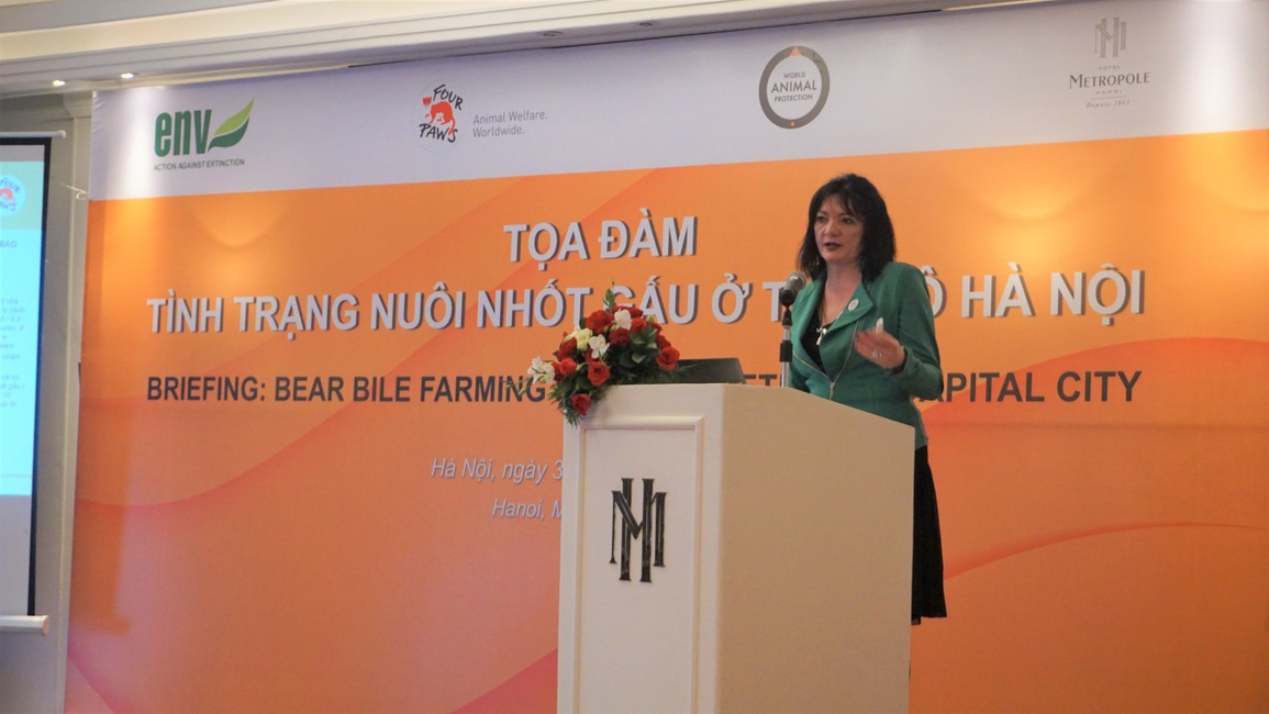 Hà Nội là điểm nóng lớn nhất nước về nuôi nhốt gấu - 4 Hà Nội là điểm nóng lớn nhất nước về nuôi nhốt gấu - 4