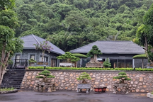 Kỷ luật 2 lãnh đạo xã để dân xây công trình "khủng" trên đất công