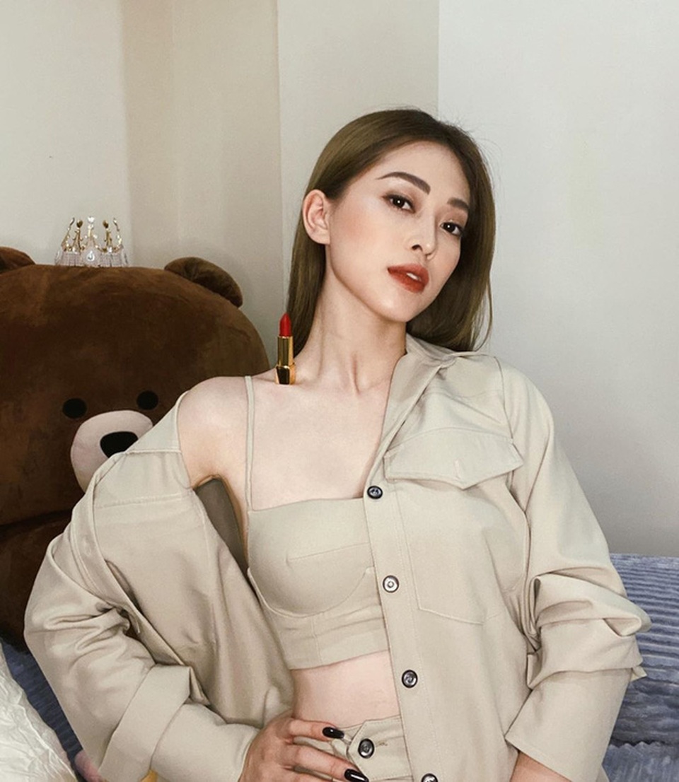 Những trào lưu giết thời gian của sao Việt mùa Covid-19 - 4 Những trào lưu giết thời gian của sao Việt mùa Covid-19 - 4