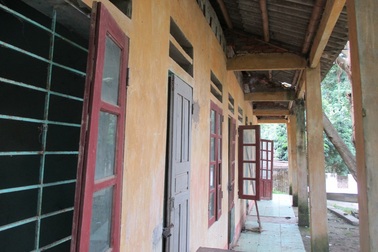 Trường xuống cấp nghiêm trọng, hơn 160 học sinh phải di dời