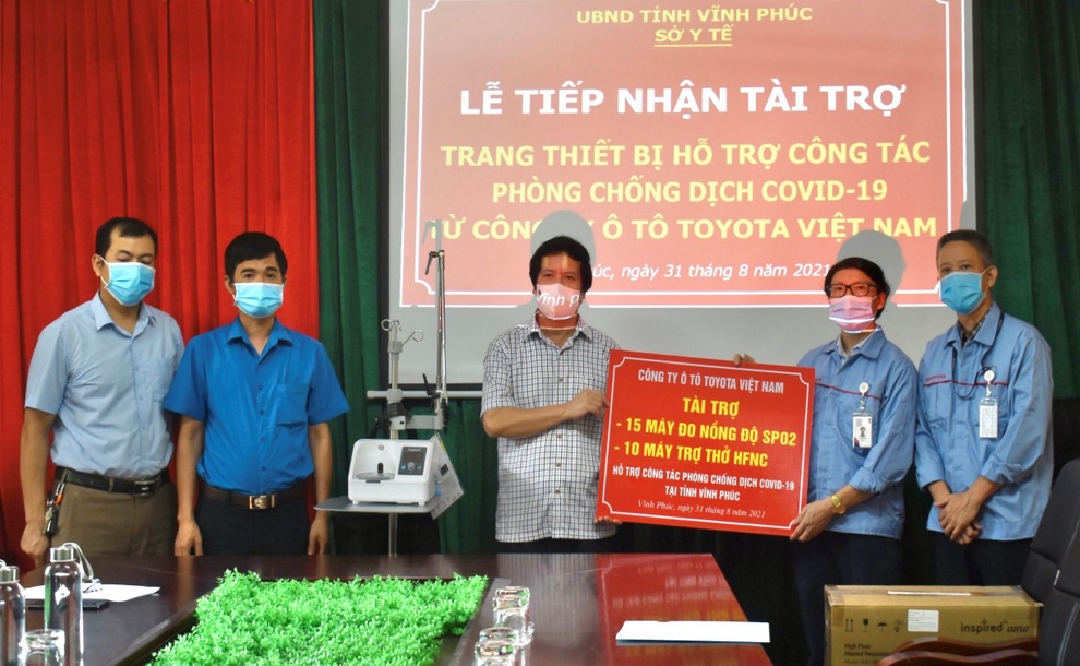 Toyota Việt Nam tặng máy trợ thở, máy đo oxy cho tỉnh Vĩnh Phúc - 1 Toyota Việt Nam tặng máy trợ thở, máy đo oxy cho tỉnh Vĩnh Phúc - 1