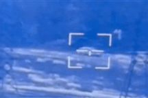 Video Ukraine phóng tên lửa phá hủy xe bọc thép Nga