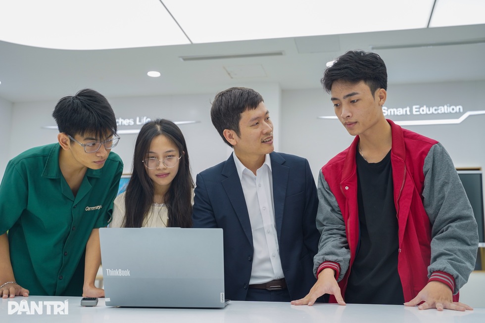 60 lần thử - sai và hành trình đưa tên Việt lên tạp chí AI hàng đầu thế giới - 3