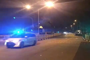 Đoàn xe "Quái thú" của Tổng thống Trump lăn bánh trên đường phố Singapore