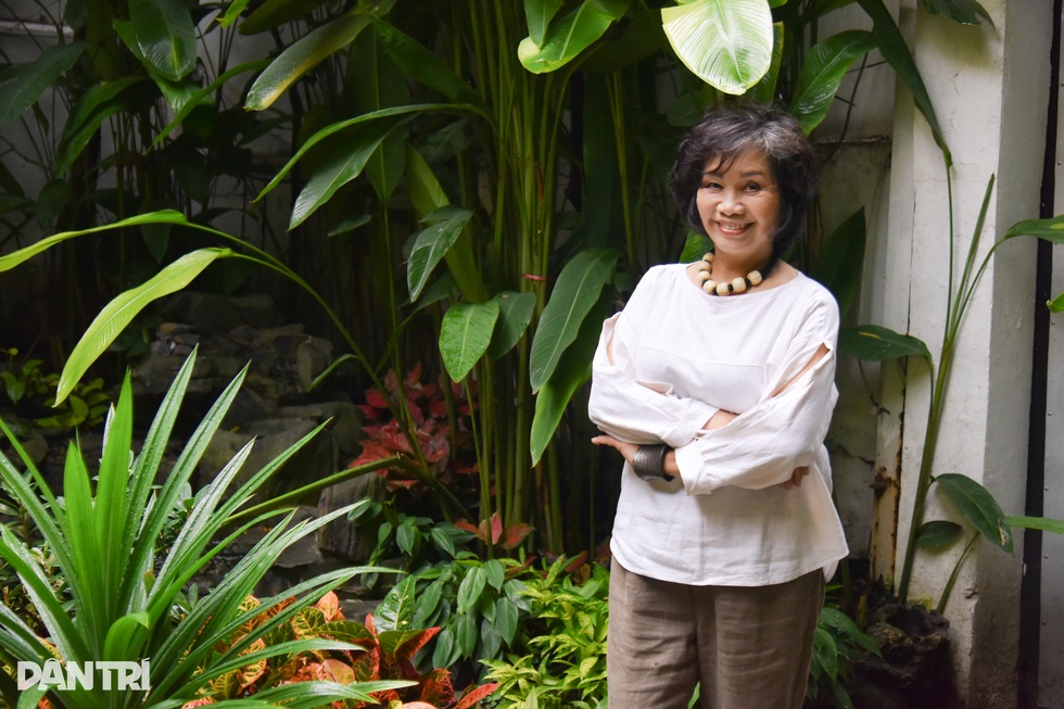 Nghệ sĩ Xuân Hương: Ở một mình không cô độc, ra đi không cần ai để tang - 3 Nghệ sĩ Xuân Hương: Ở một mình không cô độc, ra đi không cần ai để tang - 3