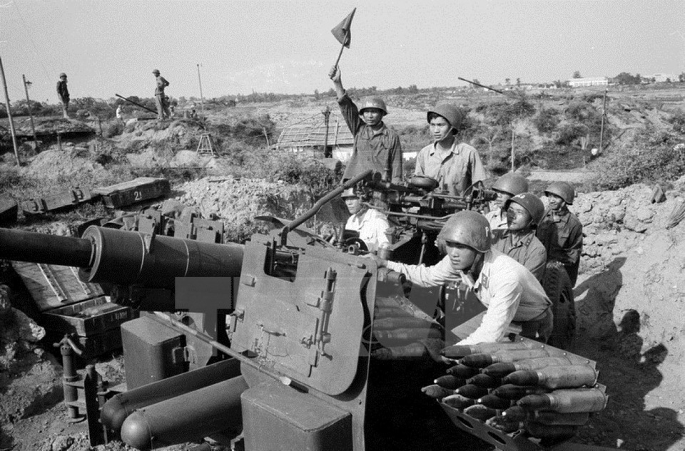 Hà Nội - Điện Biên Phủ trên không 1972: Thắng lợi của bản lĩnh Việt Nam - 4 Hà Nội - Điện Biên Phủ trên không 1972: Thắng lợi của bản lĩnh Việt Nam - 4