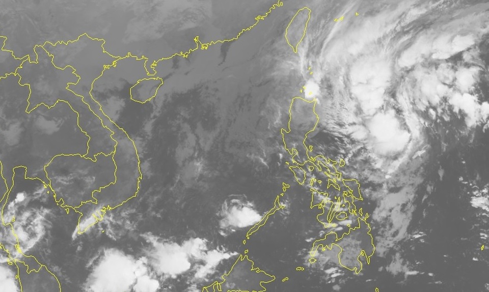 Bão Kalmaegi mạnh cấp 11 đang hướng vào Biển Đông - 2 Bão Kalmaegi mạnh cấp 11 đang hướng vào Biển Đông - 2