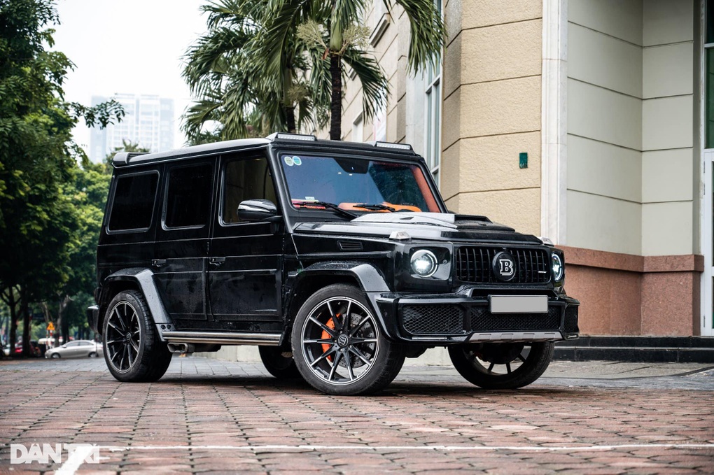 Mercedes-AMG G 63 rao giá 4,6 tỷ đồng sau 10 năm dùng và lăn bánh 100.000km - 11 Mercedes-AMG G 63 rao giá 4,6 tỷ đồng sau 10 năm dùng và lăn bánh 100.000km - 11